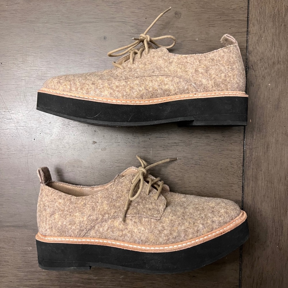 Eileen‎ Fisher Nims Platform Oxford in Felt Barley Tan Size 8 Flats - Picture 8 of 8